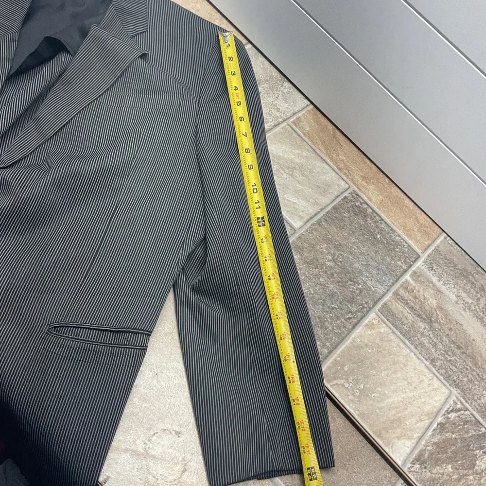Armani Collezioni Nordstrom Pinstripe Blazer Jacket Made in Italy Black White
